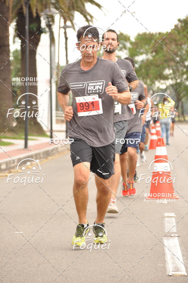 Buy your photos of the eventSantander Track&Field  Run Series - Shopping Vitria on Fotop