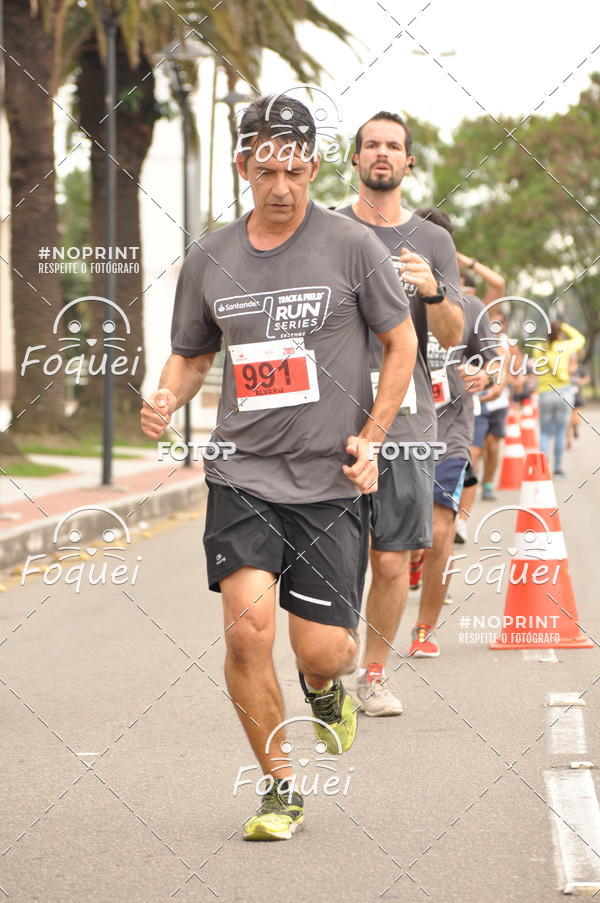 Buy your photos of the eventSantander Track&Field  Run Series - Shopping Vitria on Fotop