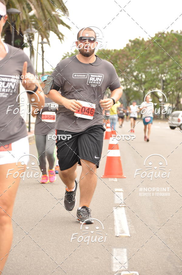 Buy your photos of the eventSantander Track&Field  Run Series - Shopping Vitria on Fotop