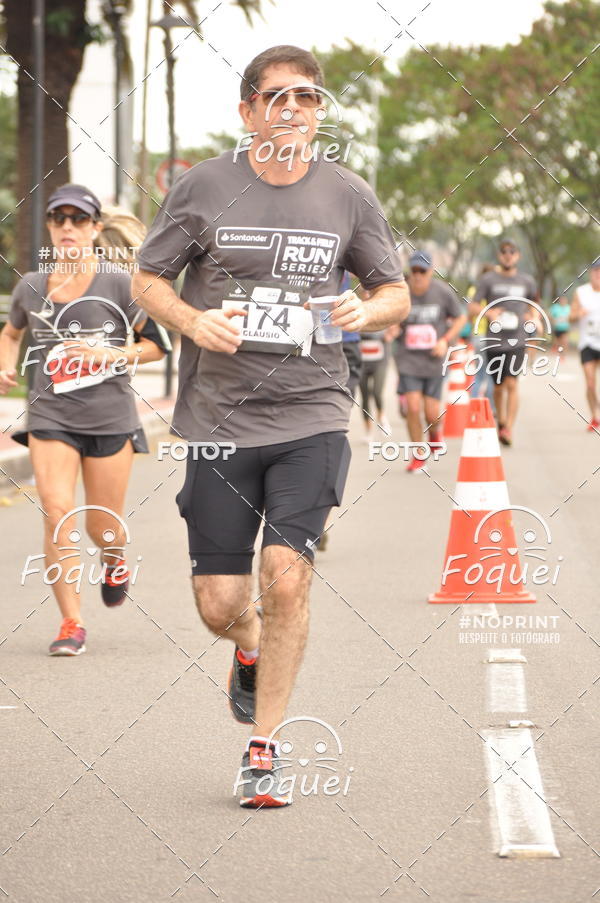 Buy your photos of the eventSantander Track&Field  Run Series - Shopping Vitria on Fotop