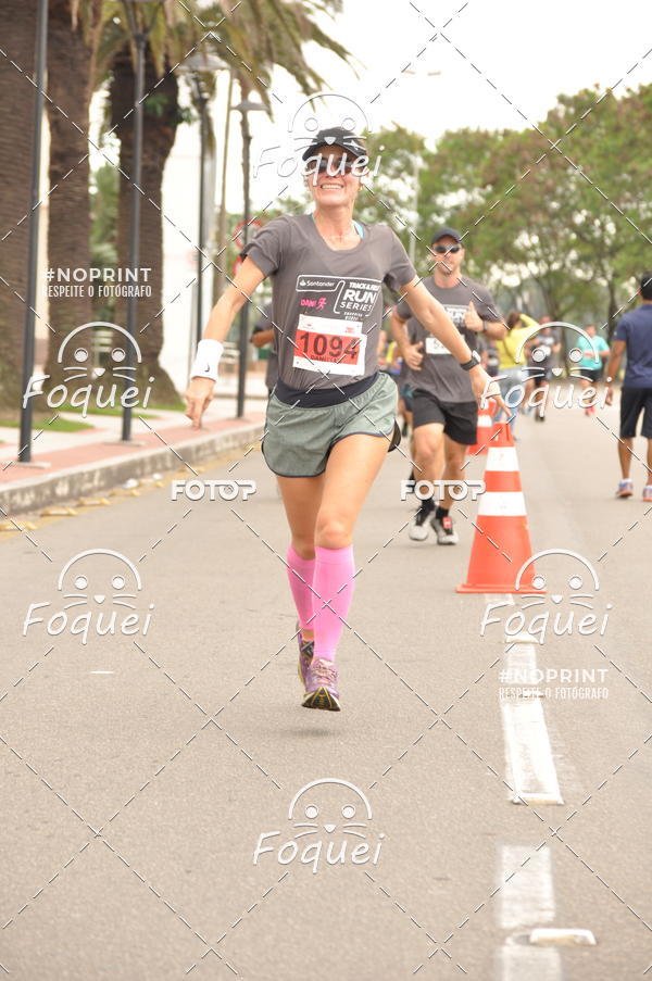 Buy your photos of the eventSantander Track&Field  Run Series - Shopping Vitria on Fotop