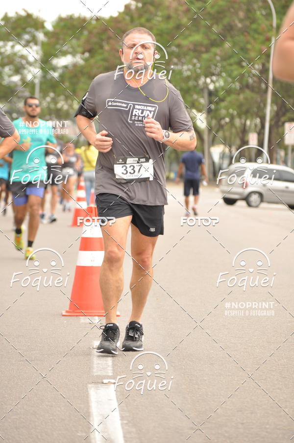 Buy your photos of the eventSantander Track&Field  Run Series - Shopping Vitria on Fotop