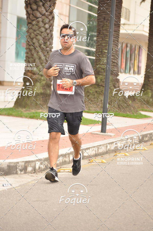 Buy your photos of the eventSantander Track&Field  Run Series - Shopping Vitria on Fotop