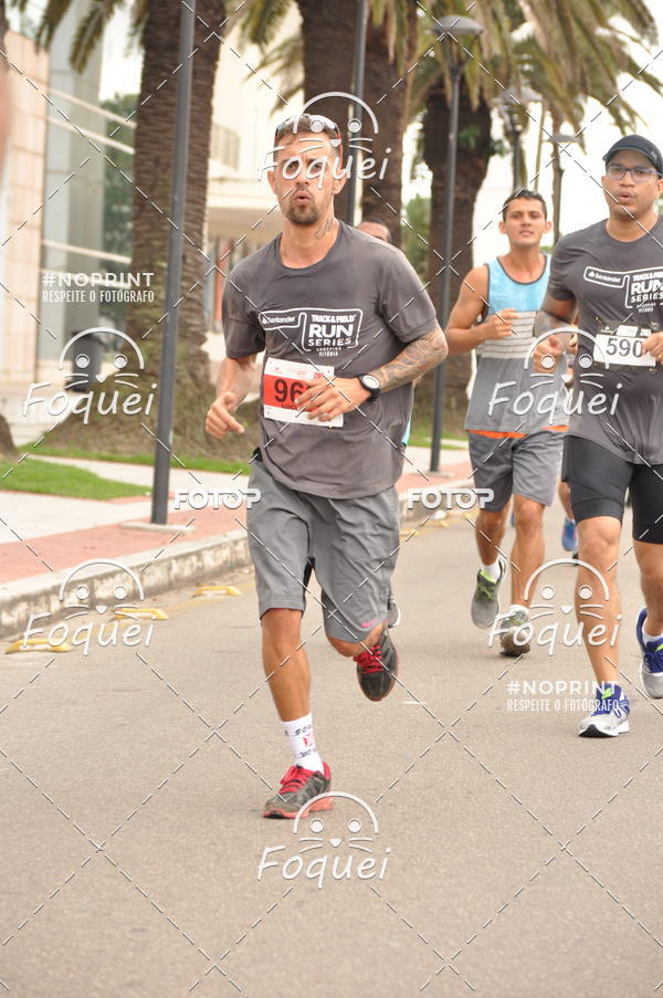 Buy your photos of the eventSantander Track&Field  Run Series - Shopping Vitria on Fotop