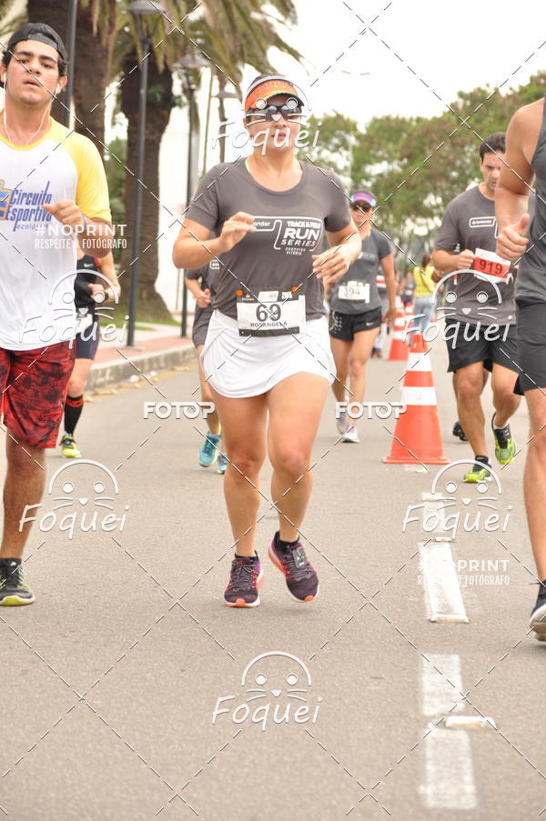 Buy your photos of the eventSantander Track&Field  Run Series - Shopping Vitria on Fotop