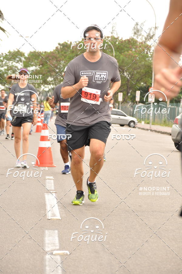 Buy your photos of the eventSantander Track&Field  Run Series - Shopping Vitria on Fotop