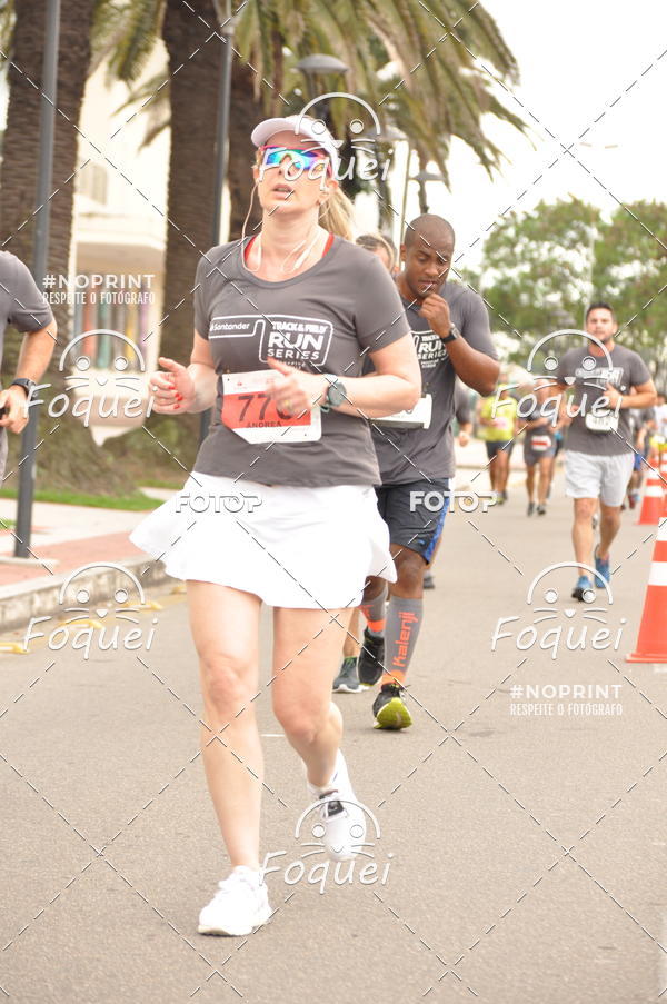 Buy your photos of the eventSantander Track&Field  Run Series - Shopping Vitria on Fotop