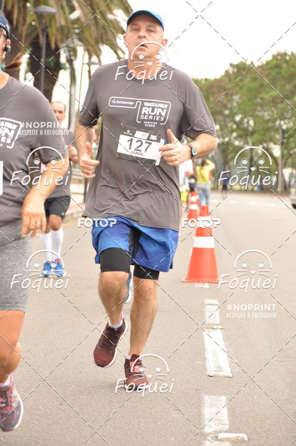 Buy your photos of the eventSantander Track&Field  Run Series - Shopping Vitria on Fotop