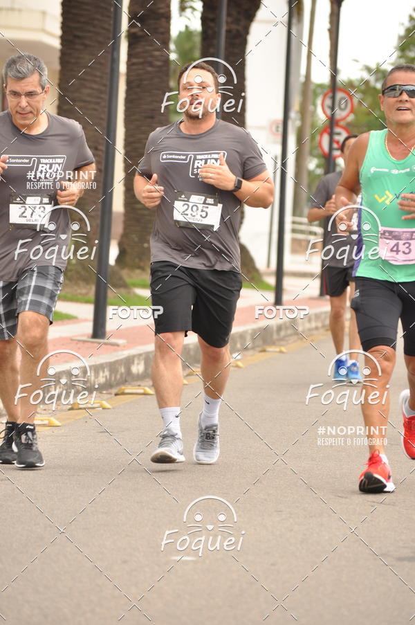 Buy your photos of the eventSantander Track&Field  Run Series - Shopping Vitria on Fotop