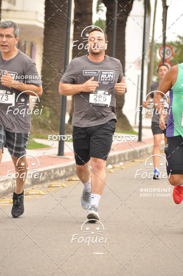 Buy your photos of the eventSantander Track&Field  Run Series - Shopping Vitria on Fotop