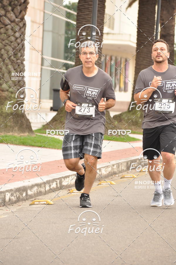 Buy your photos of the eventSantander Track&Field  Run Series - Shopping Vitria on Fotop