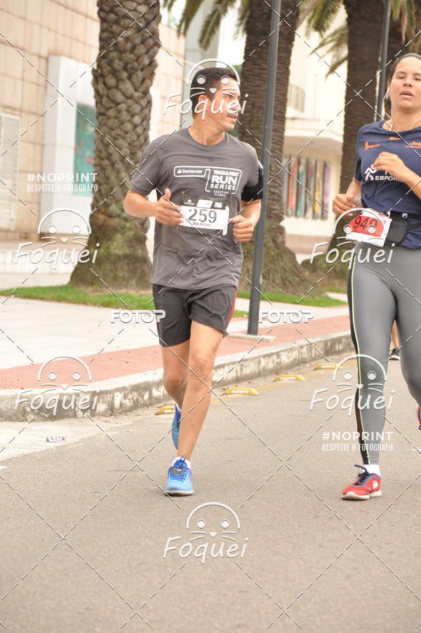 Buy your photos of the eventSantander Track&Field  Run Series - Shopping Vitria on Fotop