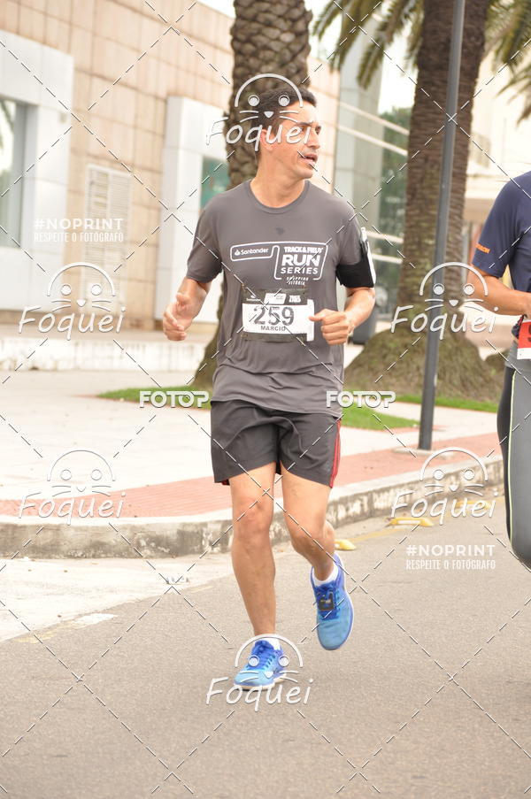 Buy your photos of the eventSantander Track&Field  Run Series - Shopping Vitria on Fotop