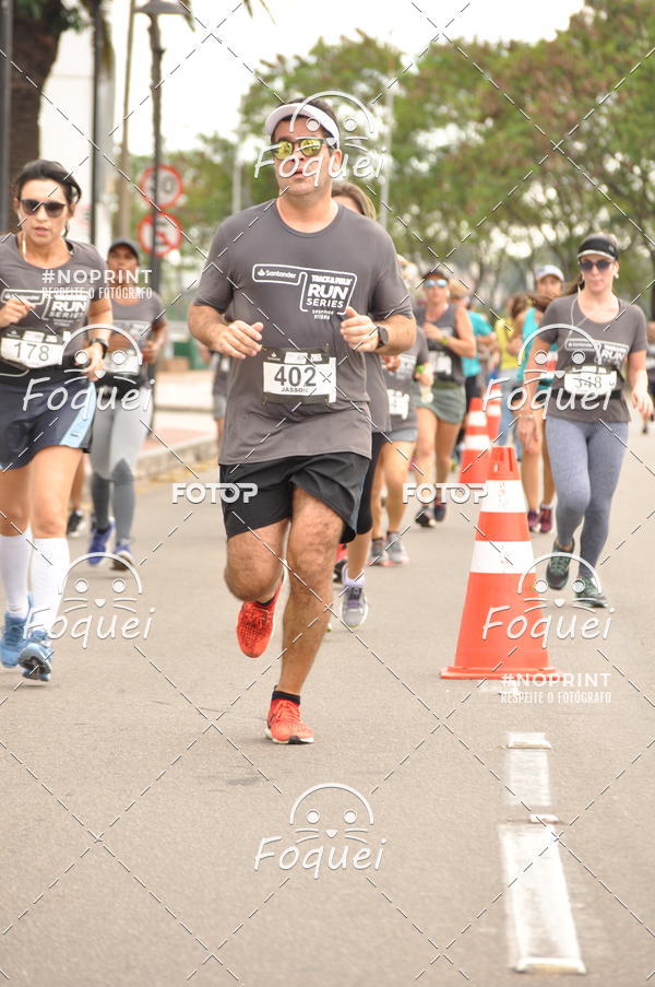 Buy your photos of the eventSantander Track&Field  Run Series - Shopping Vitria on Fotop