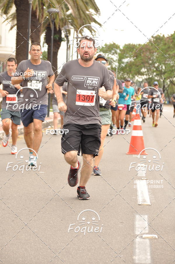 Buy your photos of the eventSantander Track&Field  Run Series - Shopping Vitria on Fotop