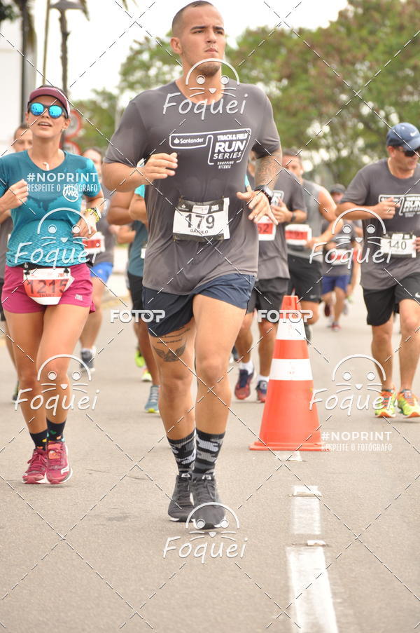 Buy your photos of the eventSantander Track&Field  Run Series - Shopping Vitria on Fotop