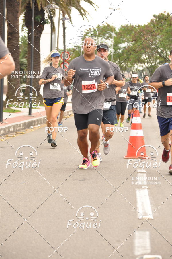 Buy your photos of the eventSantander Track&Field  Run Series - Shopping Vitria on Fotop