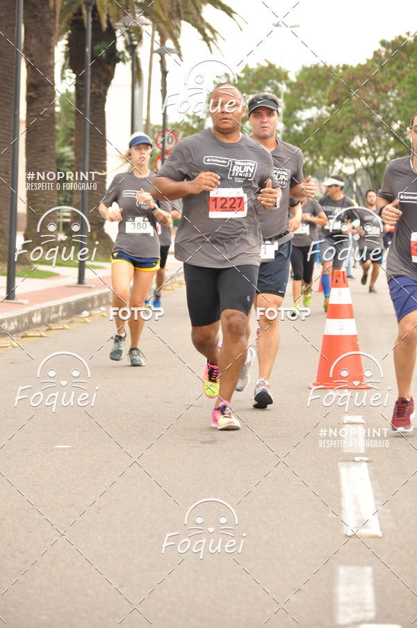 Buy your photos of the eventSantander Track&Field  Run Series - Shopping Vitria on Fotop