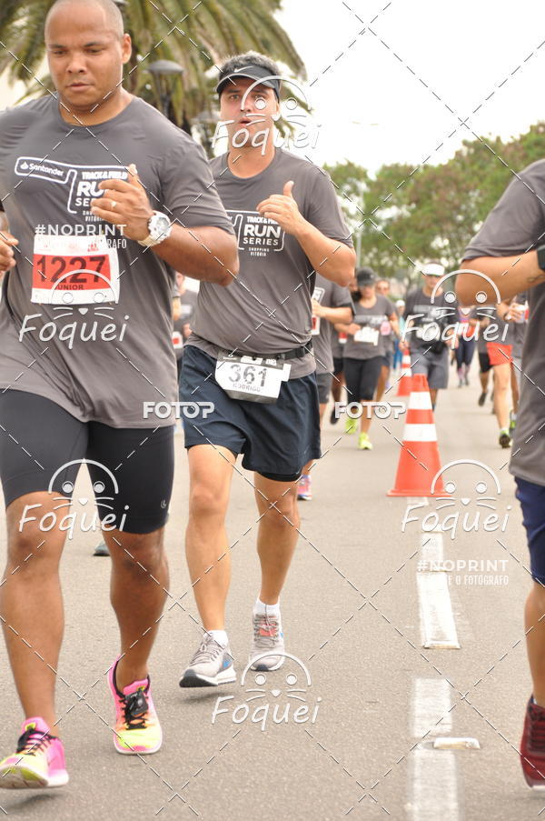 Buy your photos of the eventSantander Track&Field  Run Series - Shopping Vitria on Fotop