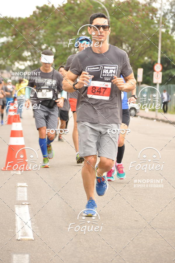 Buy your photos of the eventSantander Track&Field  Run Series - Shopping Vitria on Fotop