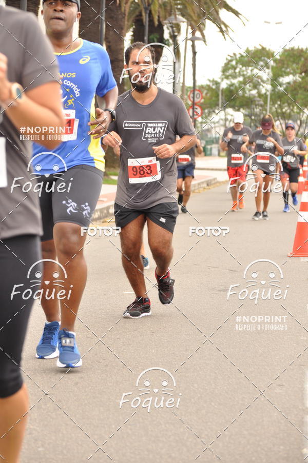 Buy your photos of the eventSantander Track&Field  Run Series - Shopping Vitria on Fotop