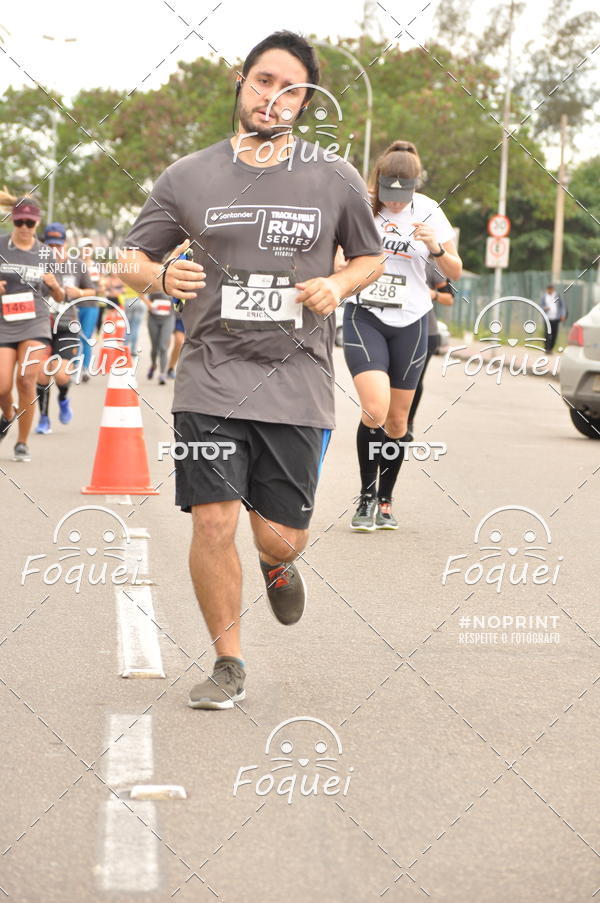 Buy your photos of the eventSantander Track&Field  Run Series - Shopping Vitria on Fotop