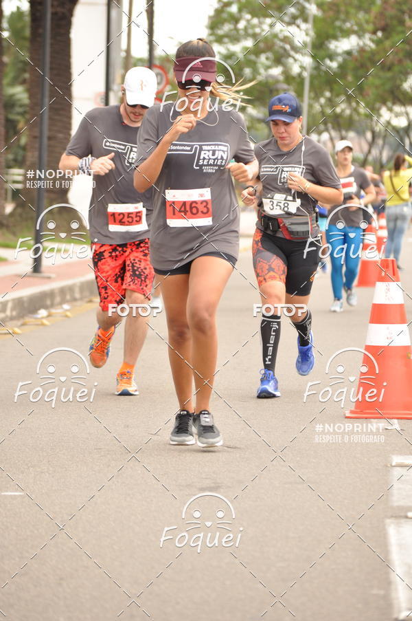 Buy your photos of the eventSantander Track&Field  Run Series - Shopping Vitria on Fotop