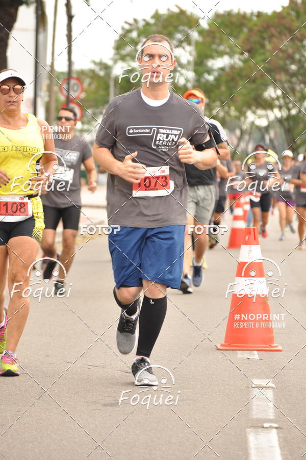 Buy your photos of the eventSantander Track&Field  Run Series - Shopping Vitria on Fotop