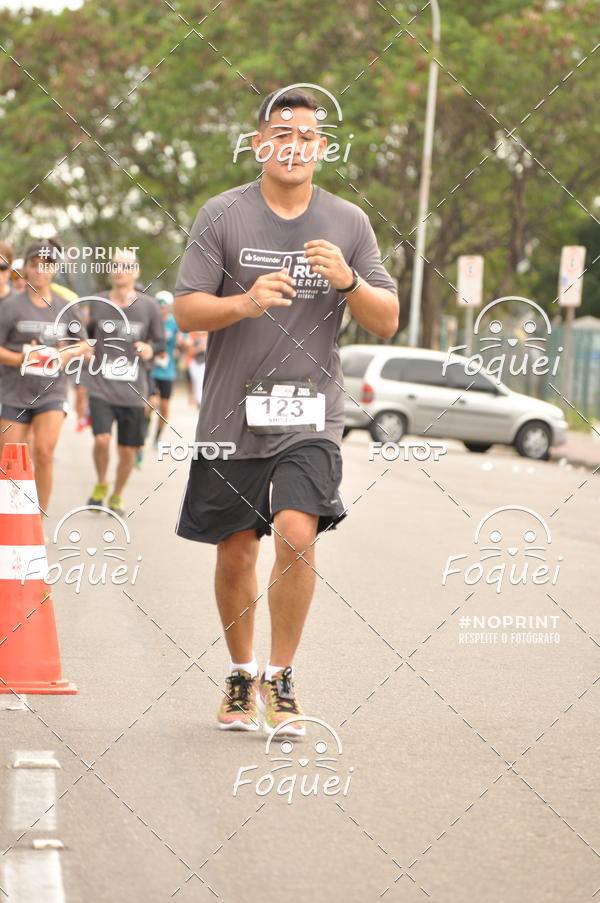 Buy your photos of the eventSantander Track&Field  Run Series - Shopping Vitria on Fotop