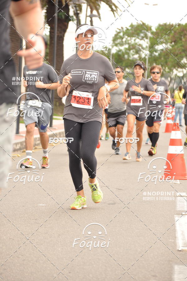Buy your photos of the eventSantander Track&Field  Run Series - Shopping Vitria on Fotop