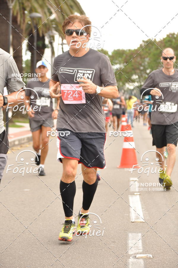 Buy your photos of the eventSantander Track&Field  Run Series - Shopping Vitria on Fotop