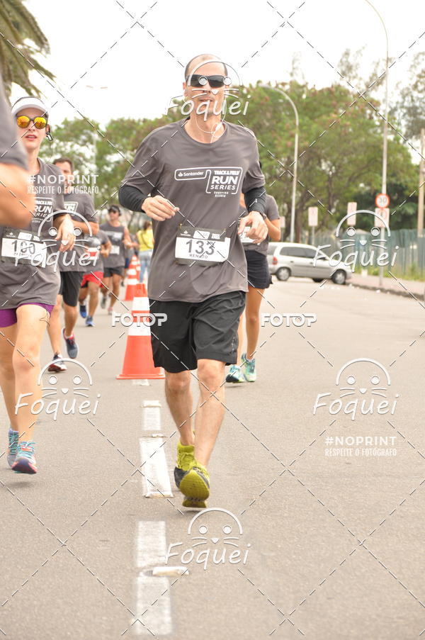 Buy your photos of the eventSantander Track&Field  Run Series - Shopping Vitria on Fotop