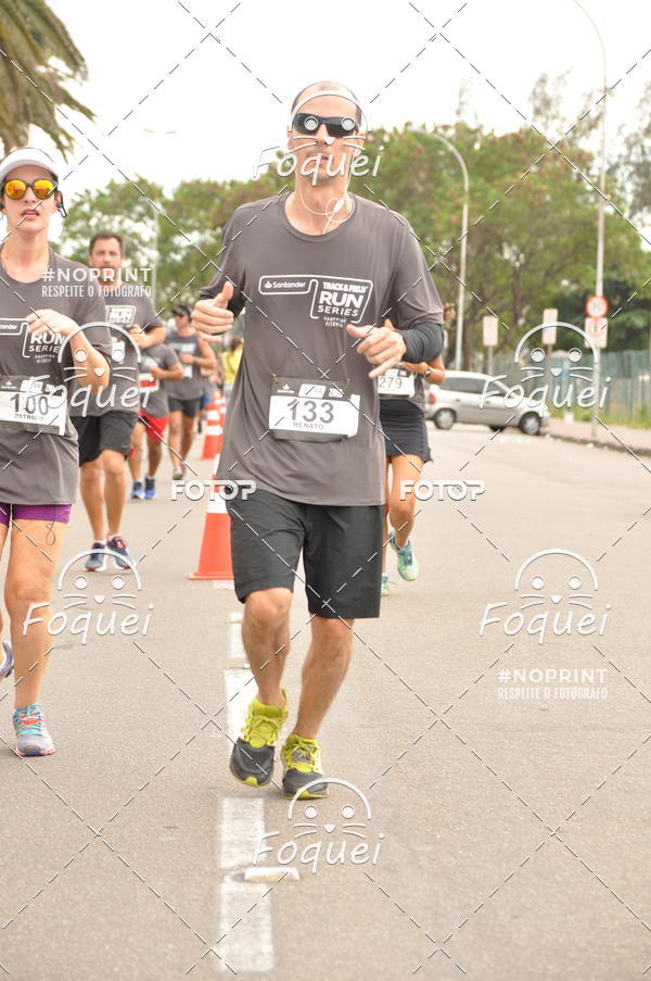 Buy your photos of the eventSantander Track&Field  Run Series - Shopping Vitria on Fotop