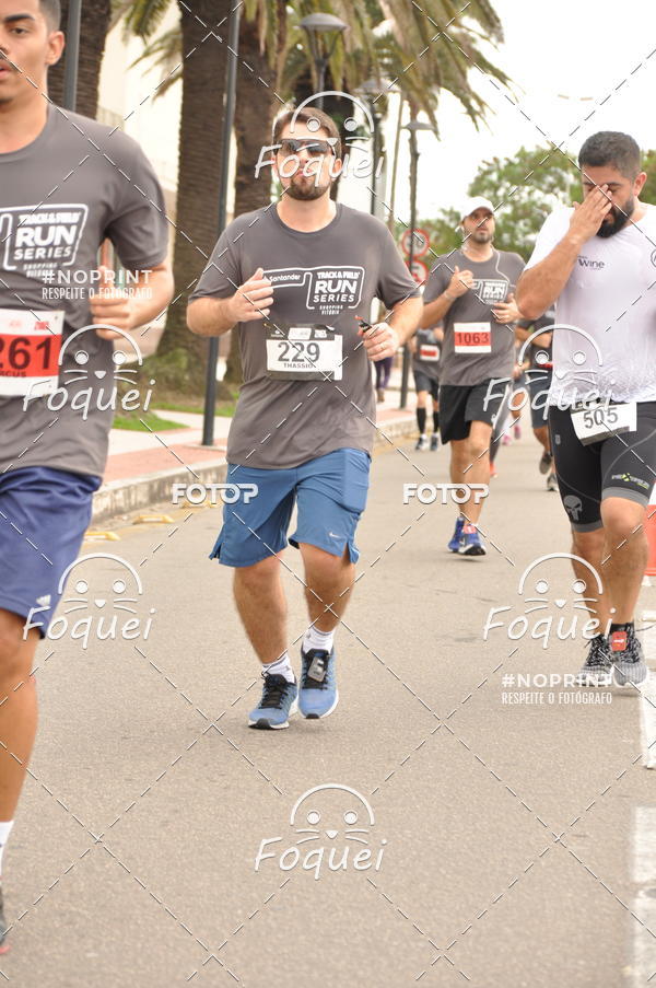 Buy your photos of the eventSantander Track&Field  Run Series - Shopping Vitria on Fotop