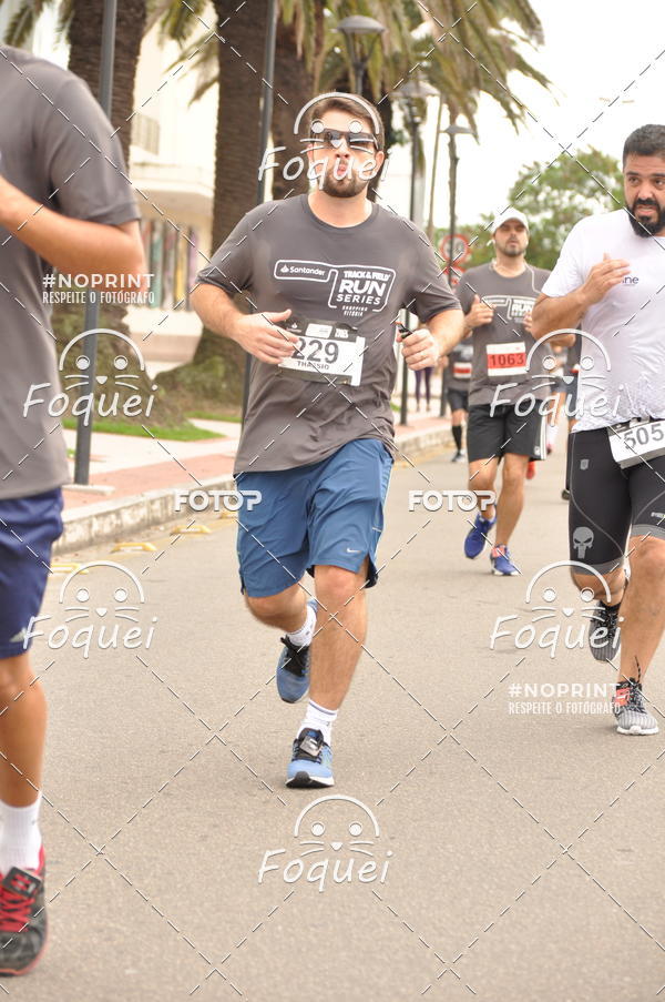 Buy your photos of the eventSantander Track&Field  Run Series - Shopping Vitria on Fotop