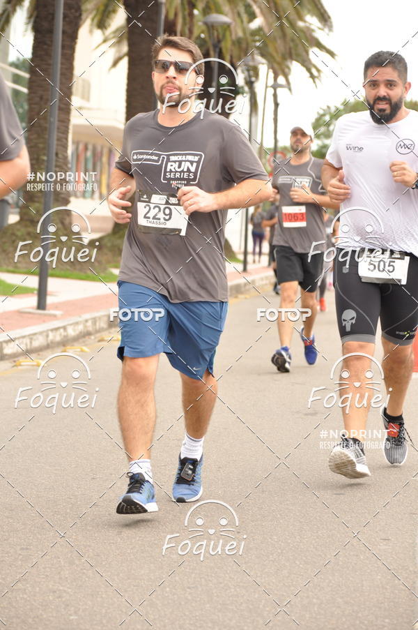 Buy your photos of the eventSantander Track&Field  Run Series - Shopping Vitria on Fotop