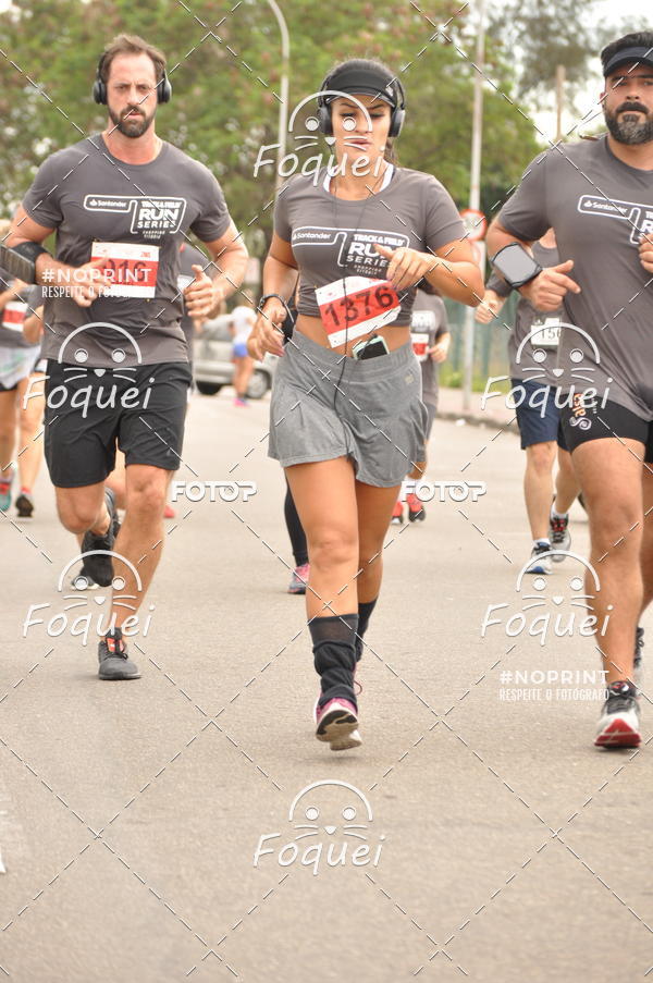 Buy your photos of the eventSantander Track&Field  Run Series - Shopping Vitria on Fotop