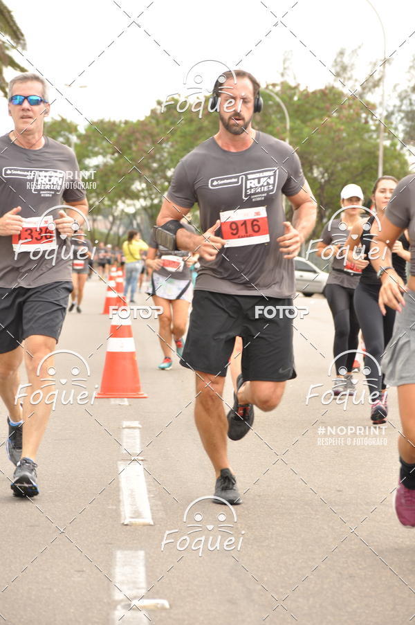 Buy your photos of the eventSantander Track&Field  Run Series - Shopping Vitria on Fotop