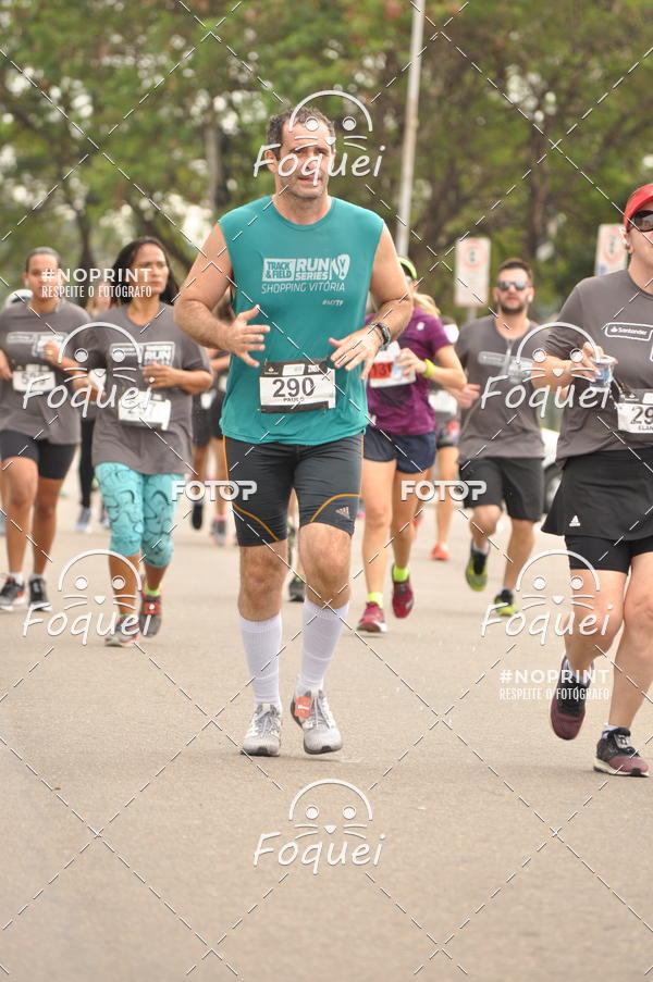 Buy your photos of the eventSantander Track&Field  Run Series - Shopping Vitria on Fotop
