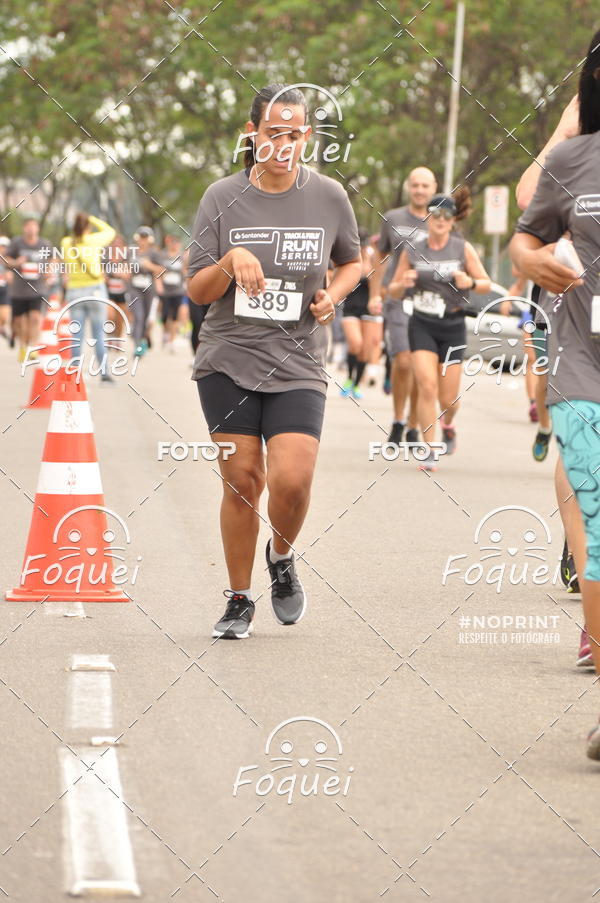 Buy your photos of the eventSantander Track&Field  Run Series - Shopping Vitria on Fotop