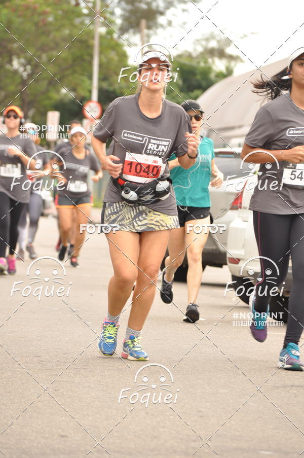 Buy your photos of the eventSantander Track&Field  Run Series - Shopping Vitria on Fotop