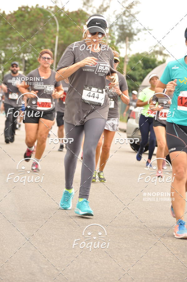 Buy your photos of the eventSantander Track&Field  Run Series - Shopping Vitria on Fotop