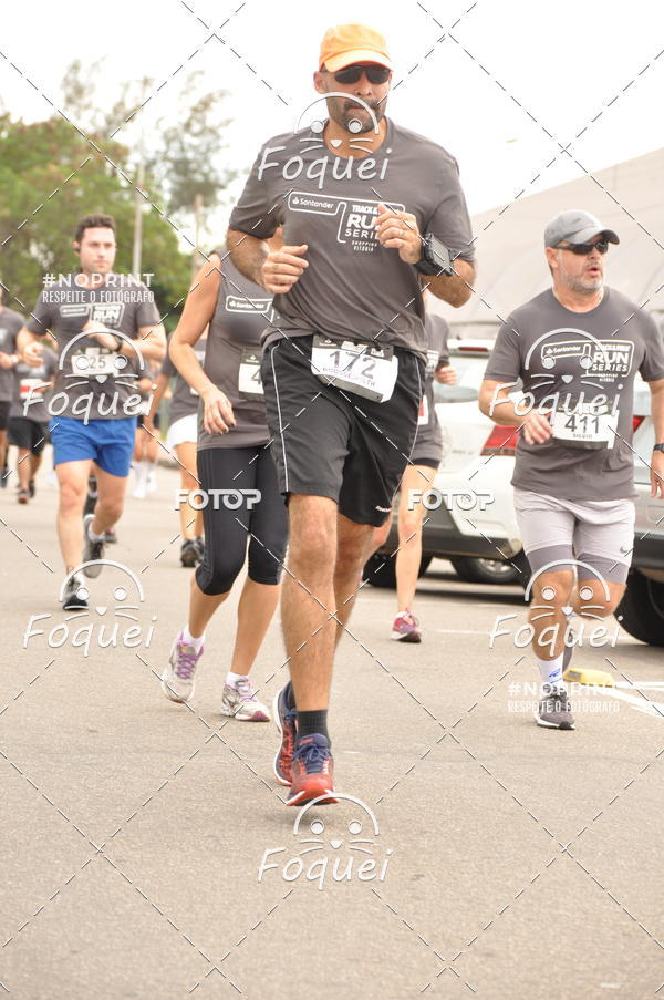 Buy your photos of the eventSantander Track&Field  Run Series - Shopping Vitria on Fotop