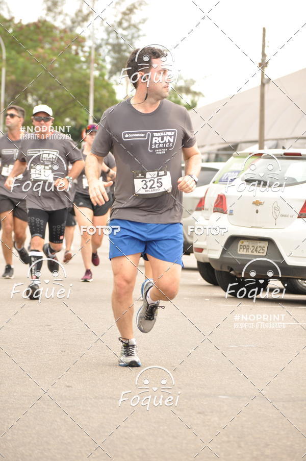 Buy your photos of the eventSantander Track&Field  Run Series - Shopping Vitria on Fotop