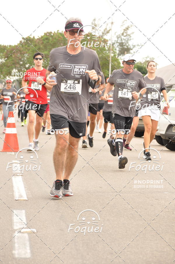 Buy your photos of the eventSantander Track&Field  Run Series - Shopping Vitria on Fotop