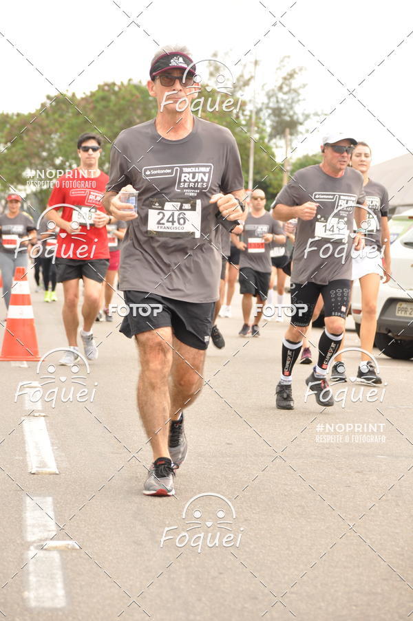 Buy your photos of the eventSantander Track&Field  Run Series - Shopping Vitria on Fotop