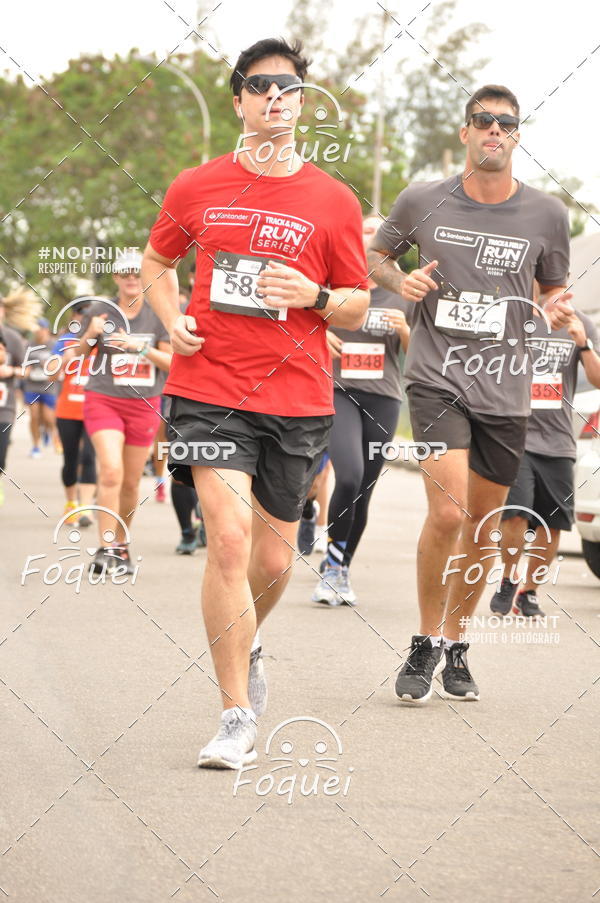 Buy your photos of the eventSantander Track&Field  Run Series - Shopping Vitria on Fotop