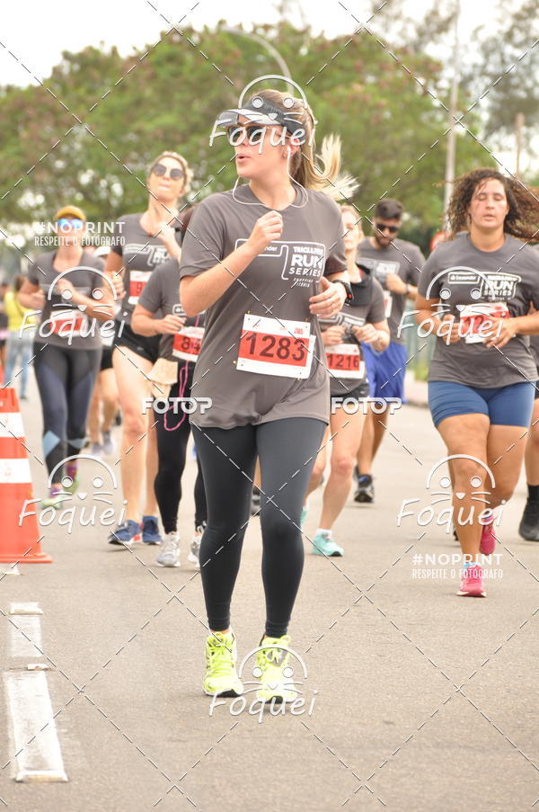 Buy your photos of the eventSantander Track&Field  Run Series - Shopping Vitria on Fotop