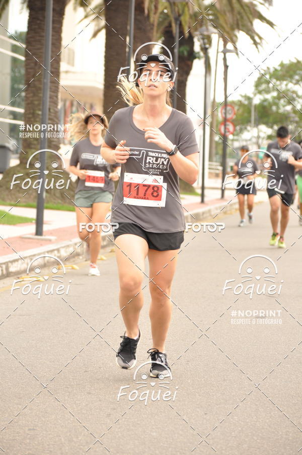 Buy your photos of the eventSantander Track&Field  Run Series - Shopping Vitria on Fotop