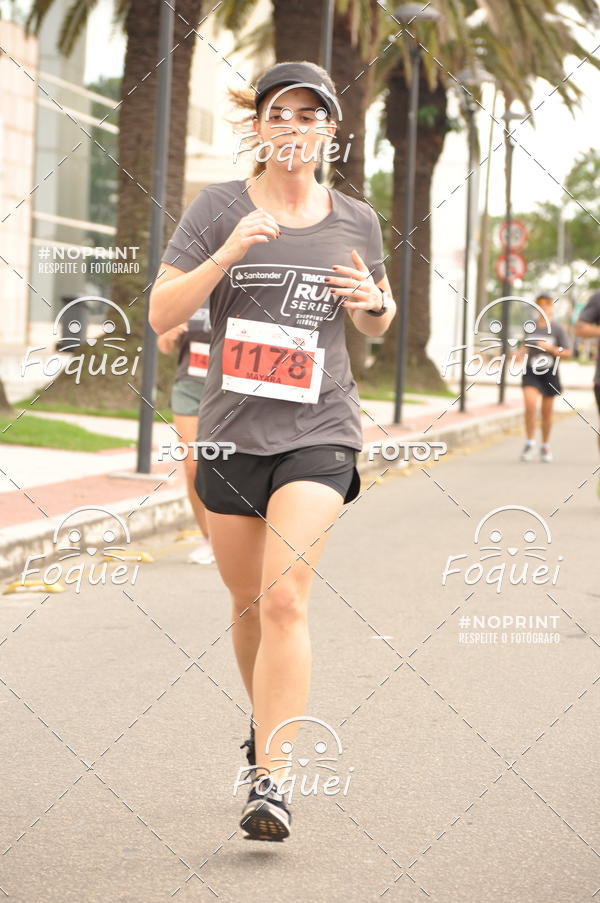 Buy your photos of the eventSantander Track&Field  Run Series - Shopping Vitria on Fotop